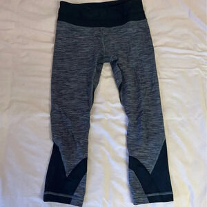 Lululemon Gray Striped Capris Size 4